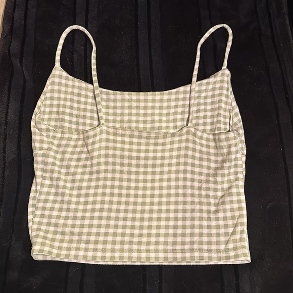 cropped tank - Picture 2 of 3